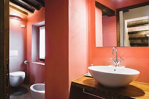 Luxury, Sustainability and Eco Pool