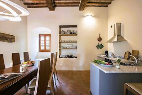 Luxury, Sustainability and Eco Pool