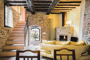 Luxury, Sustainability and Eco Pool