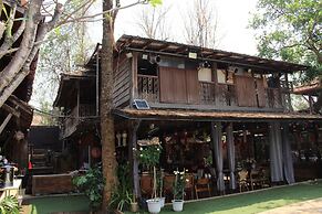 Cap.O75421 Baan Singkham Boutique Resort