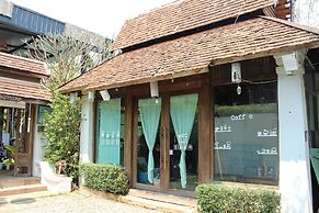 Cap.O75421 Baan Singkham Boutique Resort