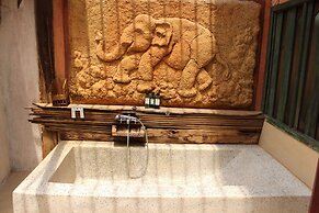 Cap.O75421 Baan Singkham Boutique Resort