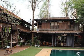 Cap.O75421 Baan Singkham Boutique Resort