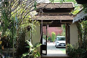 Cap.O75421 Baan Singkham Boutique Resort