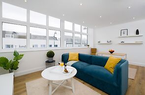 Panther House by Oval