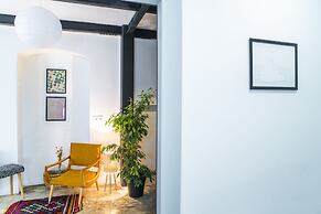 Amalia Flats by Oval