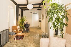 Amalia Flats by Oval