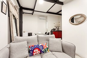 Amalia Flats by Oval