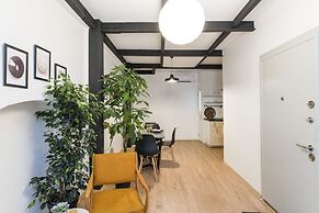 Amalia Flats by Oval