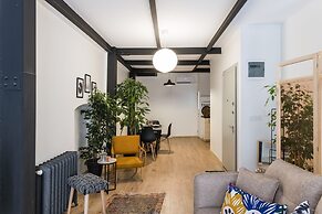 Amalia Flats by Oval