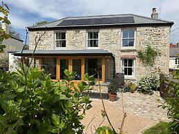 Woodbine Cottage