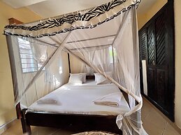 Kivuli Vilas Diani-5bedrooms