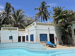 Kivuli Vilas Diani-5bedrooms