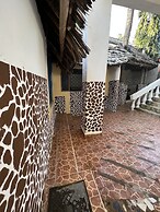 Kivuli Vilas Diani-5bedrooms