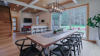 Station Farmhouse Tremblant