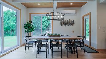 Station Farmhouse Tremblant