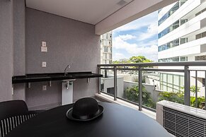 Charlie Rua dos Pinheiros