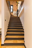 Olympia Flats by Oval