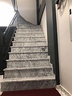 Olympia Flats by Oval