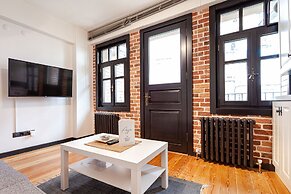 Olympia Flats by Oval