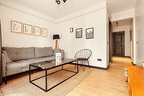 Olympia Flats by Oval