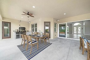 Stunning Luxury Mediterranean-style Private Oasis!