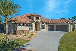 Stunning Luxury Mediterranean-style Private Oasis!