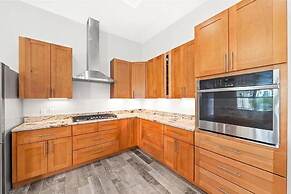 Stunning Luxury Mediterranean-style Private Oasis!