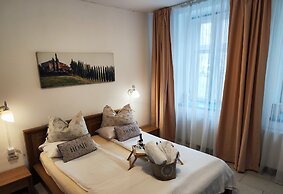 Buon Studio Sibiu, near train station and Small Square Old Town