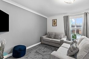 3 bed House Close to Dockyard Plymouth Contractors