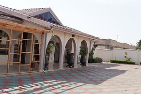 PRESTIGE GUESTHOUSE Ksi