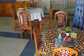 PRESTIGE GUESTHOUSE Ksi