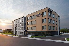 Microtel by Wyndham Lachute