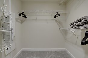 Relaxing Vibe Alexandria Apts