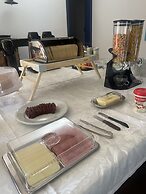 Youse Hostel and Hotel