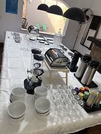 Youse Hostel and Hotel