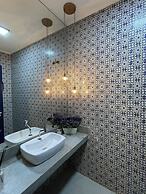 Youse Hostel and Hotel