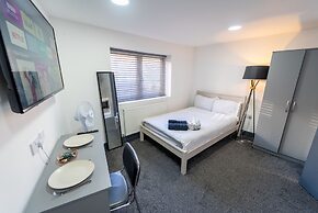 100 Dale Road Studios in Guest House