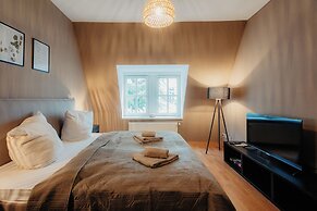 Luga Homes - Chausseehaus