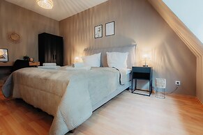 Luga Homes - Chausseehaus