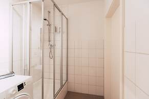 Luga Homes - Chausseehaus