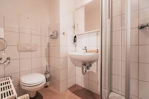 Luga Homes - Chausseehaus