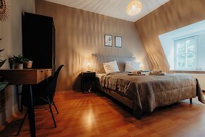 Luga Homes - Chausseehaus