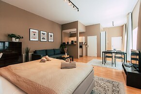 Luga Homes - Chausseehaus