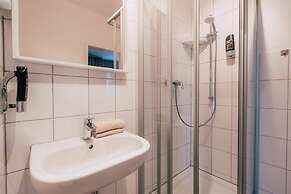 Luga Homes - Chausseehaus