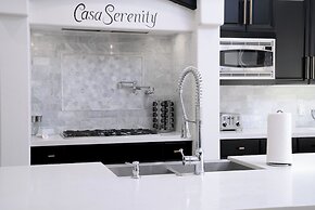 Casa Serenity Luxury Living w/ Pool & Jacuzzi
