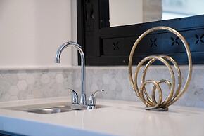 Casa Serenity Luxury Living w/ Pool & Jacuzzi