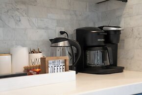 Casa Serenity Luxury Living w/ Pool & Jacuzzi