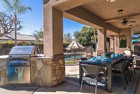 Casa Serenity Luxury Living w/ Pool & Jacuzzi