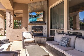 Casa Serenity Luxury Living w/ Pool & Jacuzzi